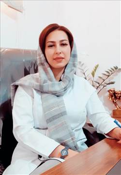 دکتر نادیا کریم پور