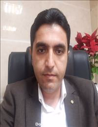 دکتر علی صادقی